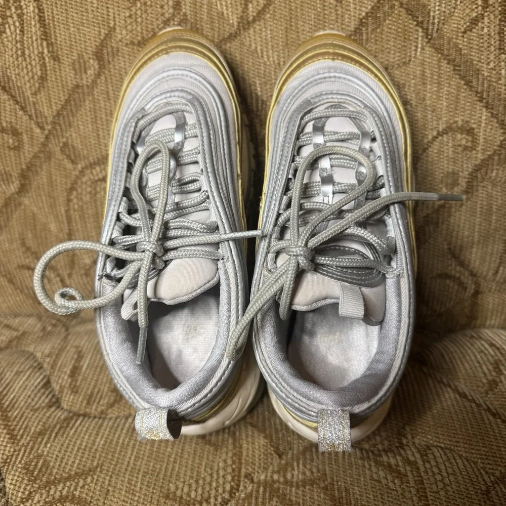Nike Air‎ Max 97 AQ4137-001 Metallic Gold Silver Sneakers Shoes Womens 5.5